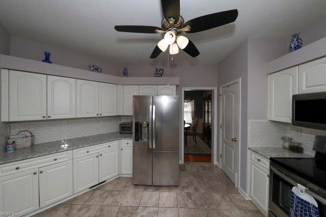 2141 Bierce DR, Virginia Beach, VA 23454