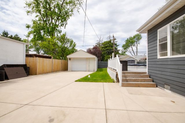 3142 SUNSET Lane, Franklin Park, IL 60131