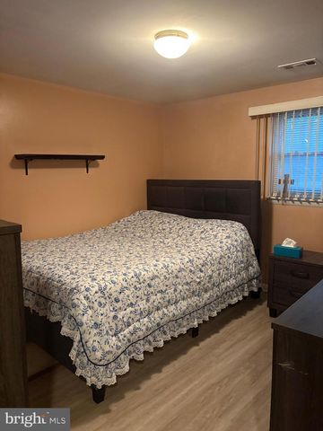 411 CARMODY HILLS DR, Capitol Heights, MD 20743