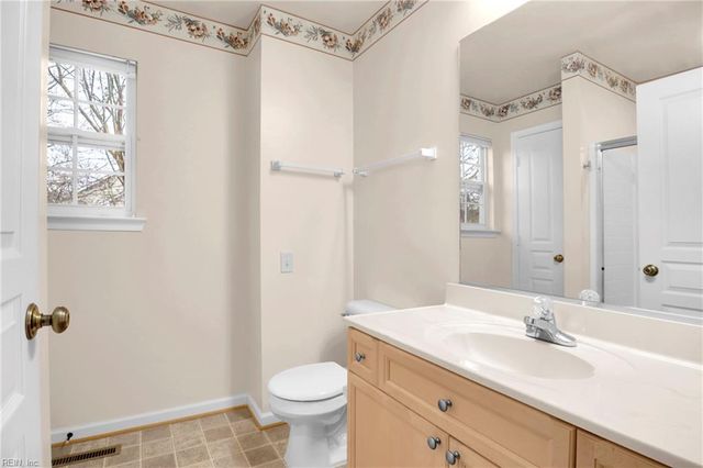 2165 Tarleton Oaks DR, Virginia Beach, VA 23464