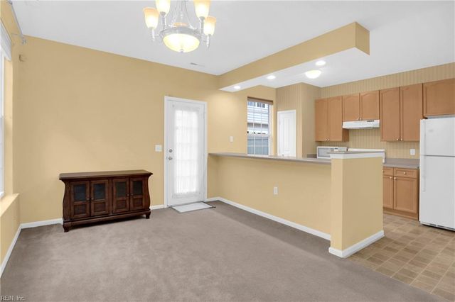 2165 Tarleton Oaks DR, Virginia Beach, VA 23464