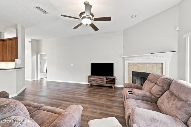 604 REFLECTION COVE Road, Jacksonville, FL 32218