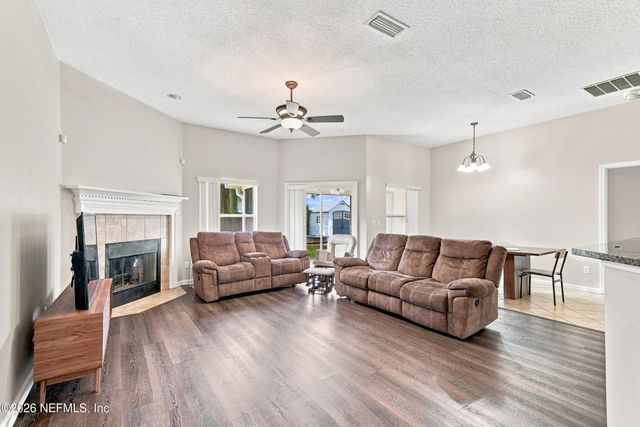 604 REFLECTION COVE Road, Jacksonville, FL 32218