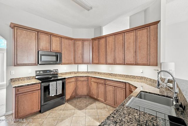 604 REFLECTION COVE Road, Jacksonville, FL 32218