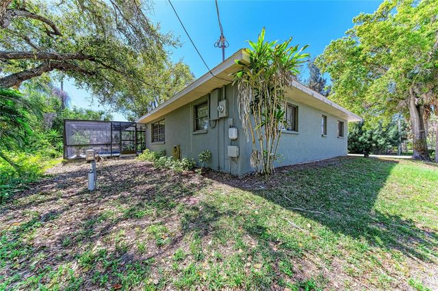 627 ALLIGATOR DRIVE, Venice, FL 34293