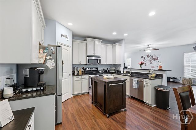 42 Chapel Lake N, Savannah, GA 31419