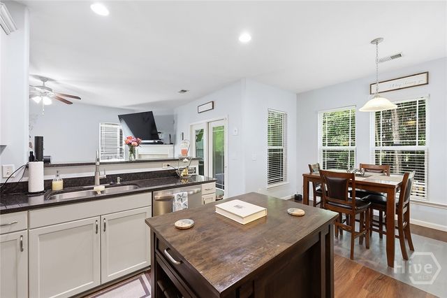 42 Chapel Lake N, Savannah, GA 31419