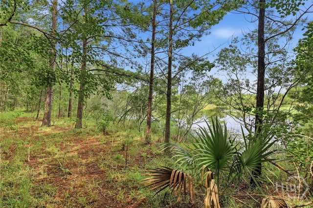 42 Chapel Lake N, Savannah, GA 31419