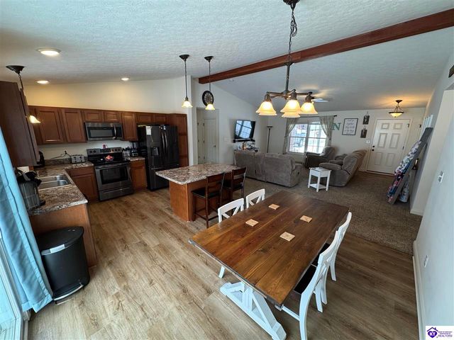 309 River Cliff Boulevard, Brandenburg, KY 40108