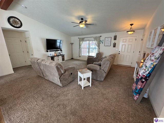 309 River Cliff Boulevard, Brandenburg, KY 40108