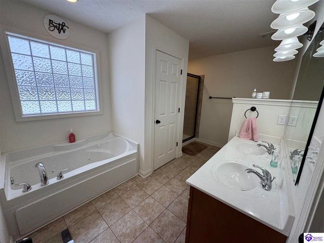 309 River Cliff Boulevard, Brandenburg, KY 40108