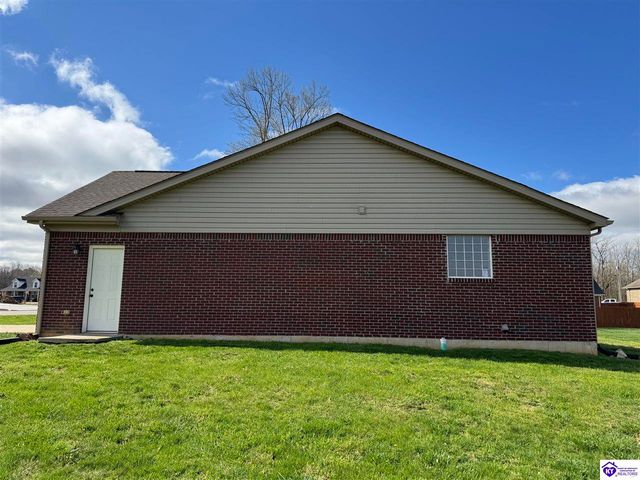 309 River Cliff Boulevard, Brandenburg, KY 40108