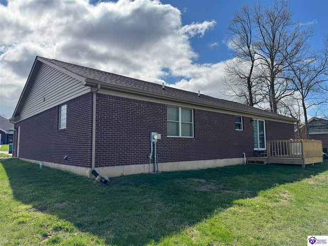 309 River Cliff Boulevard, Brandenburg, KY 40108