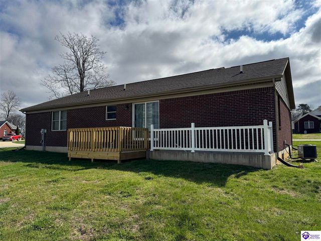 309 River Cliff Boulevard, Brandenburg, KY 40108