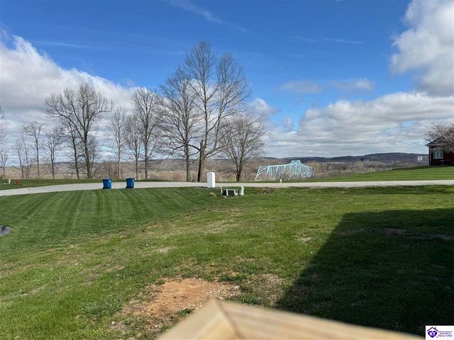 309 River Cliff Boulevard, Brandenburg, KY 40108