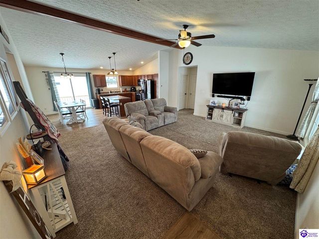 309 River Cliff Boulevard, Brandenburg, KY 40108