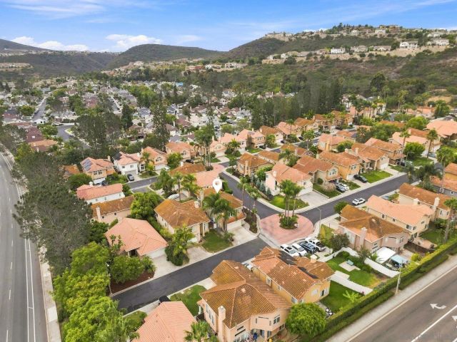 3487 Camino Michelle, Carlsbad, CA 92009