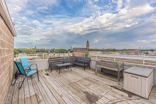 4915 N Lincoln Avenue 2, Chicago, IL 60625