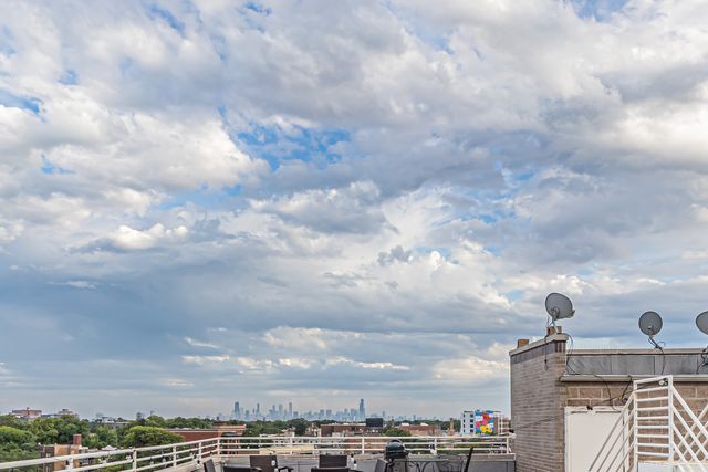 4915 N Lincoln Avenue 2, Chicago, IL 60625