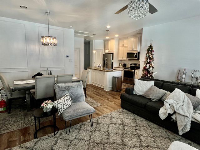 312 Mission Lane, Houston, TX 77011