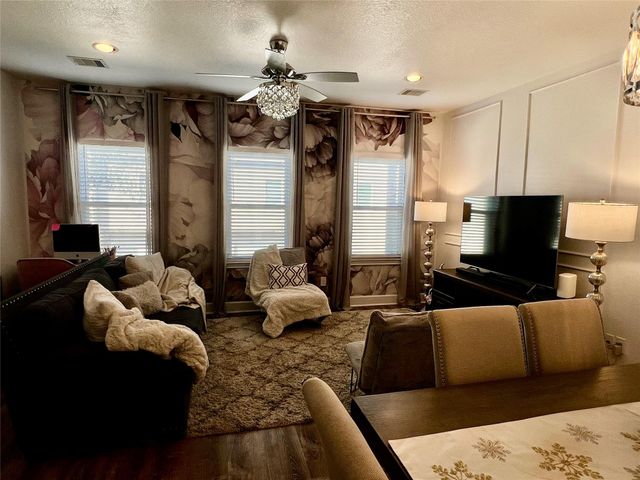 312 Mission Lane, Houston, TX 77011