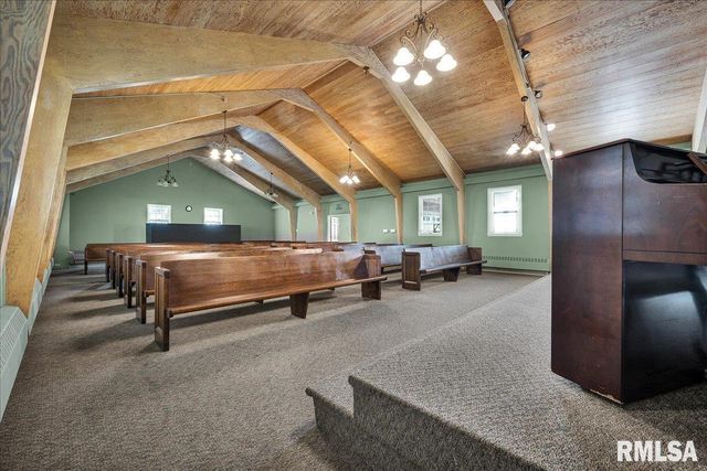 632 GROVELAND Street, Creve Coeur, IL 61610