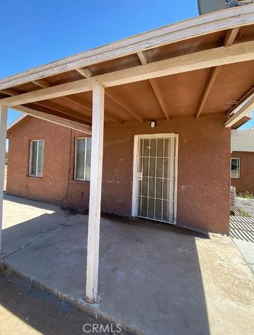 8511 C Avenue, Hesperia, CA 92345