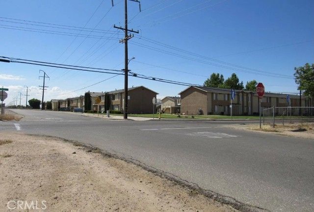 8511 C Avenue, Hesperia, CA 92345