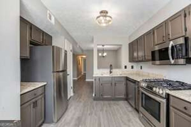 9432 Cypress Lane, Jonesboro, GA 30238