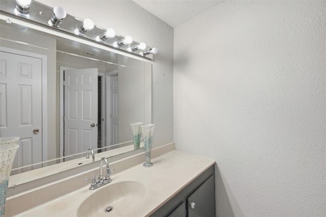 3609 Dawson Lane, Houston, TX 77051