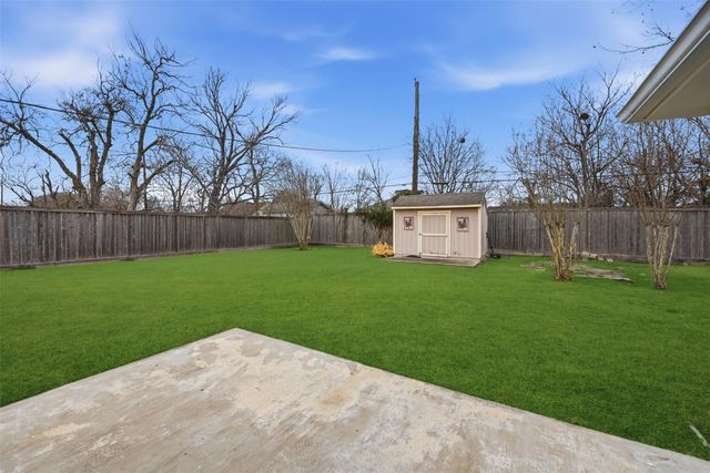3609 Dawson Lane, Houston, TX 77051