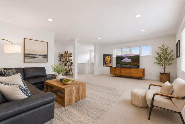 3812 W 57th Street, Edina, MN 55410