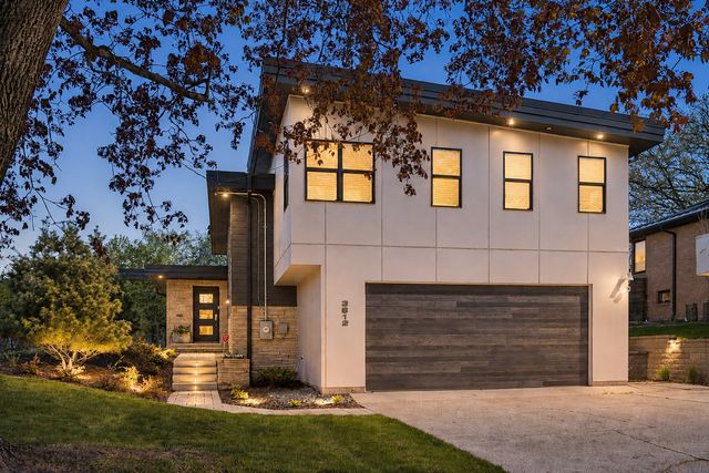 3812 W 57th Street, Edina, MN 55410