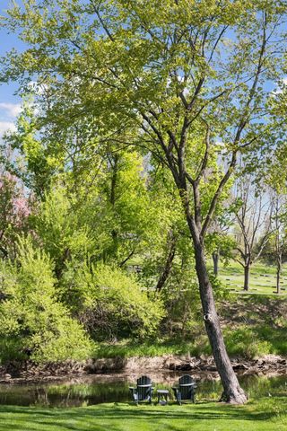 3812 W 57th Street, Edina, MN 55410