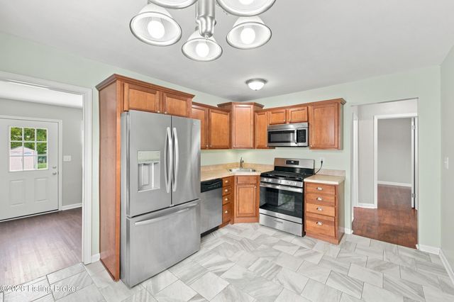 1564 S Shelby St, Louisville, KY 40217