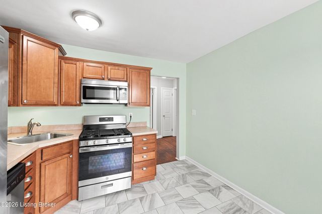 1564 S Shelby St, Louisville, KY 40217