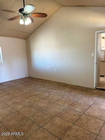 4949 W VERDE Lane, Phoenix, AZ 85031