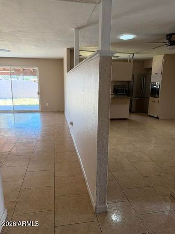 4949 W VERDE Lane, Phoenix, AZ 85031