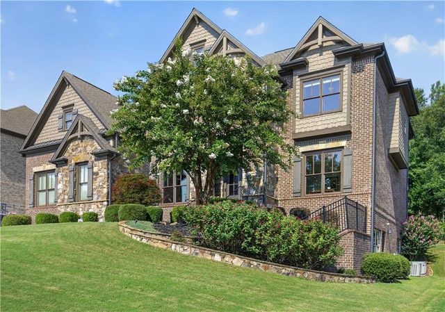 2013 Skybrooke Lane, Hoschton, GA 30548