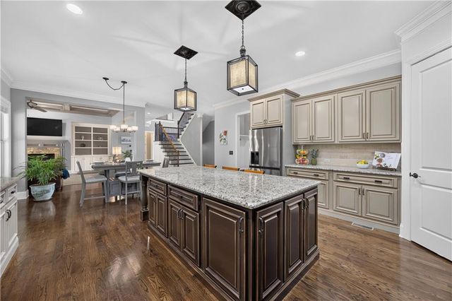2013 Skybrooke Lane, Hoschton, GA 30548