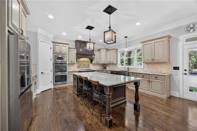2013 Skybrooke Lane, Hoschton, GA 30548
