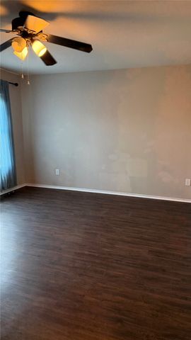 4500 Mountain Oak Street, Fort Worth, TX 76244