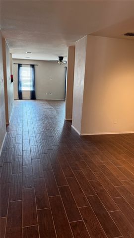 4500 Mountain Oak Street, Fort Worth, TX 76244