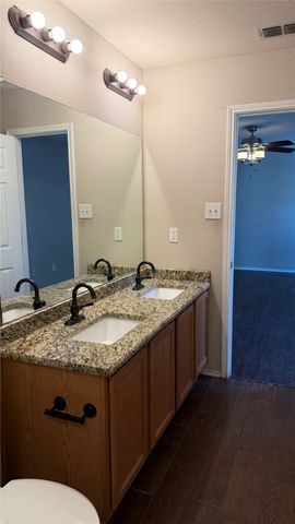 4500 Mountain Oak Street, Fort Worth, TX 76244