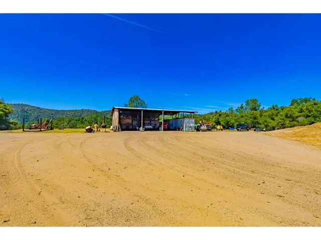 43980 Highway 49, Ahwahnee, CA 93601