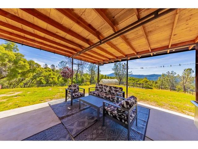 43980 Highway 49, Ahwahnee, CA 93601