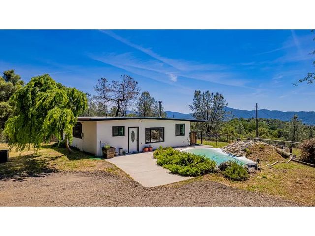 43980 Highway 49, Ahwahnee, CA 93601