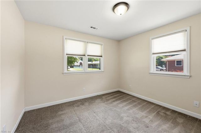 5945 McClure RD, Norfolk, VA 23502
