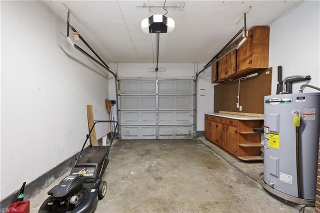 5945 McClure RD, Norfolk, VA 23502