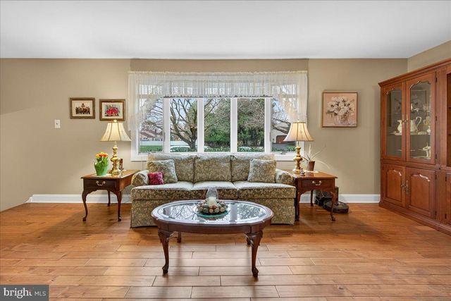 52 WINDY KNOLL DR, Richboro, PA 18954
